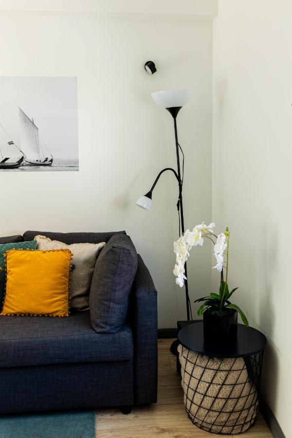 Blue Salinas Apartment